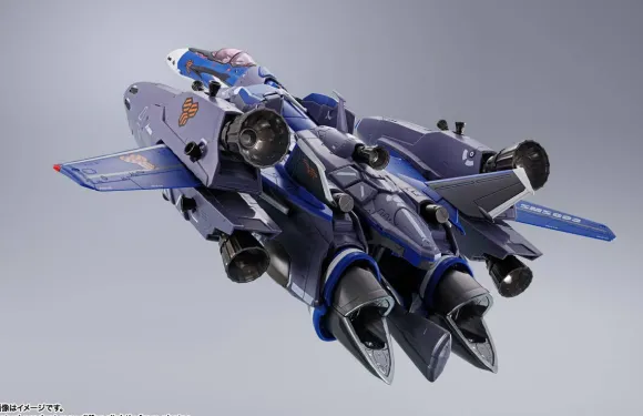 DX Chogokin VF-25G Super Messiah Valkyrie (Michael Blanc's Fighter) Revival Ver.