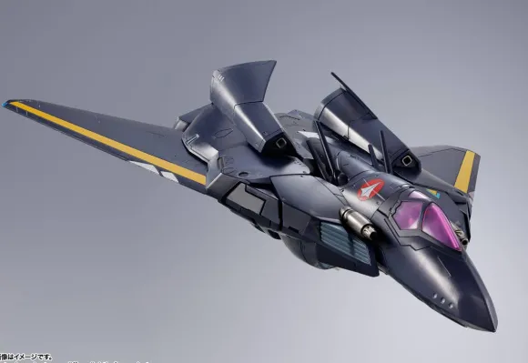 DX Chogokin VF-17S Nightmare Stealth Valkyrie (Gamlin Kizaki's)