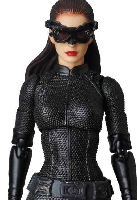 MAFEX Selina Kyle Ver. 2.0 - The Dark Knight Rises