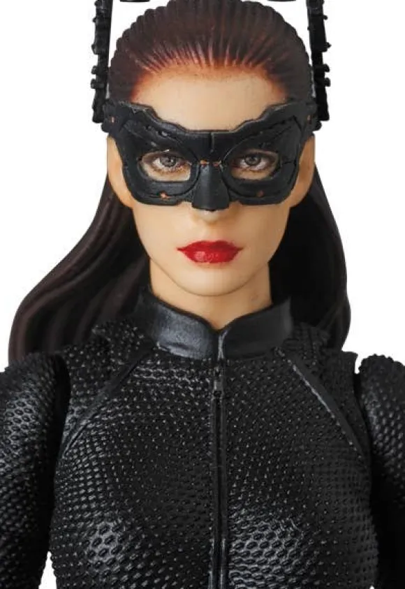 MAFEX Selina Kyle Ver. 2.0 - The Dark Knight Rises