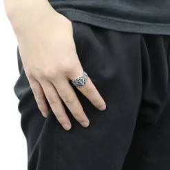 Mobile Suit Gundam: Sieg Zeon College Ring: L
