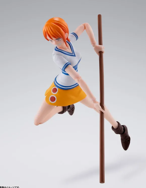 S.H.Figuarts Nami -Romance Dawn- (Reissue)
